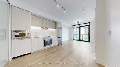 Condo Apartment in Mississauga