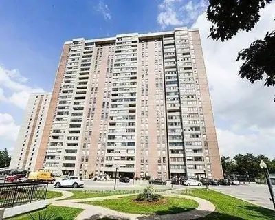 Condo Apartment in Brampton