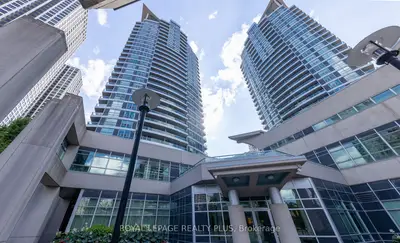 Condo Apartment in Mississauga