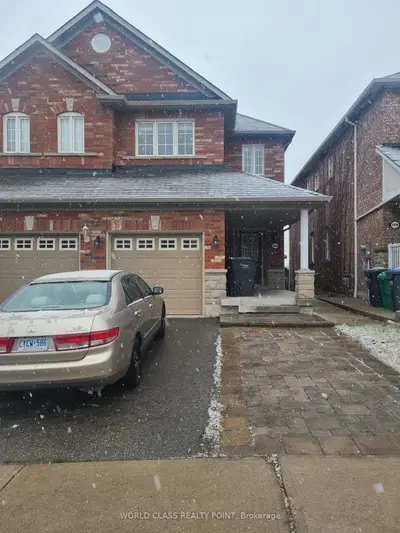 Semi-Detached in Mississauga