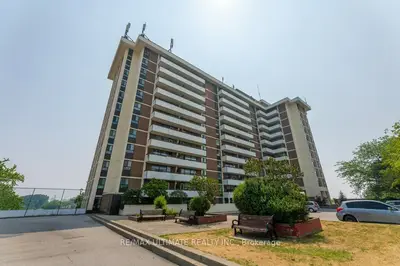 Condo Apartment in Toronto