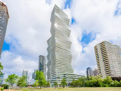 Condo Townhouse in Mississauga