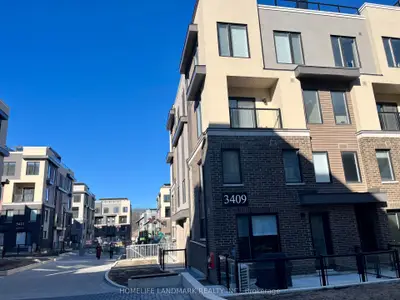 Condo Townhouse in Mississauga