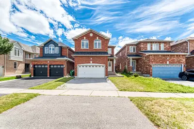 Detached in Mississauga