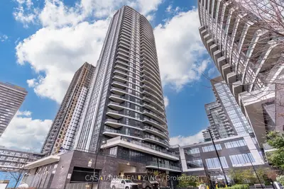 Condo Apartment in Mississauga