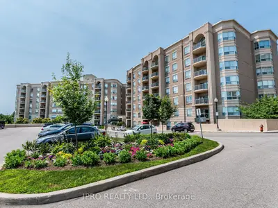 Condo Apartment in Burlington