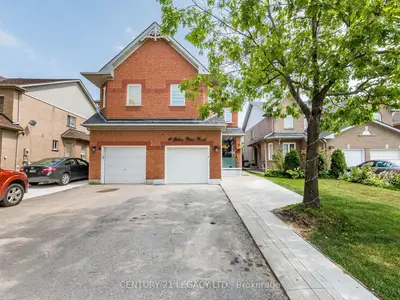 Semi-Detached in Brampton