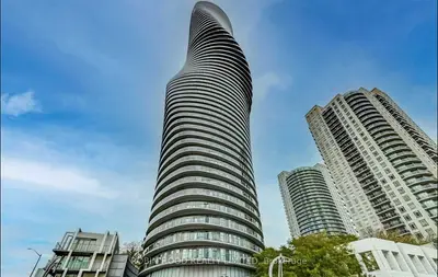 Condo Apartment in Mississauga