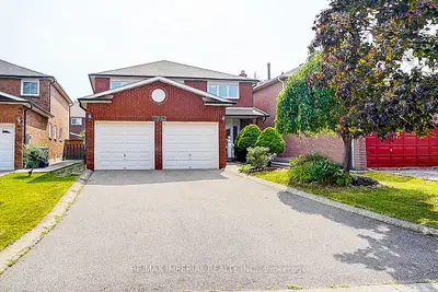 Detached in Mississauga