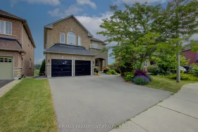 Detached in Brampton