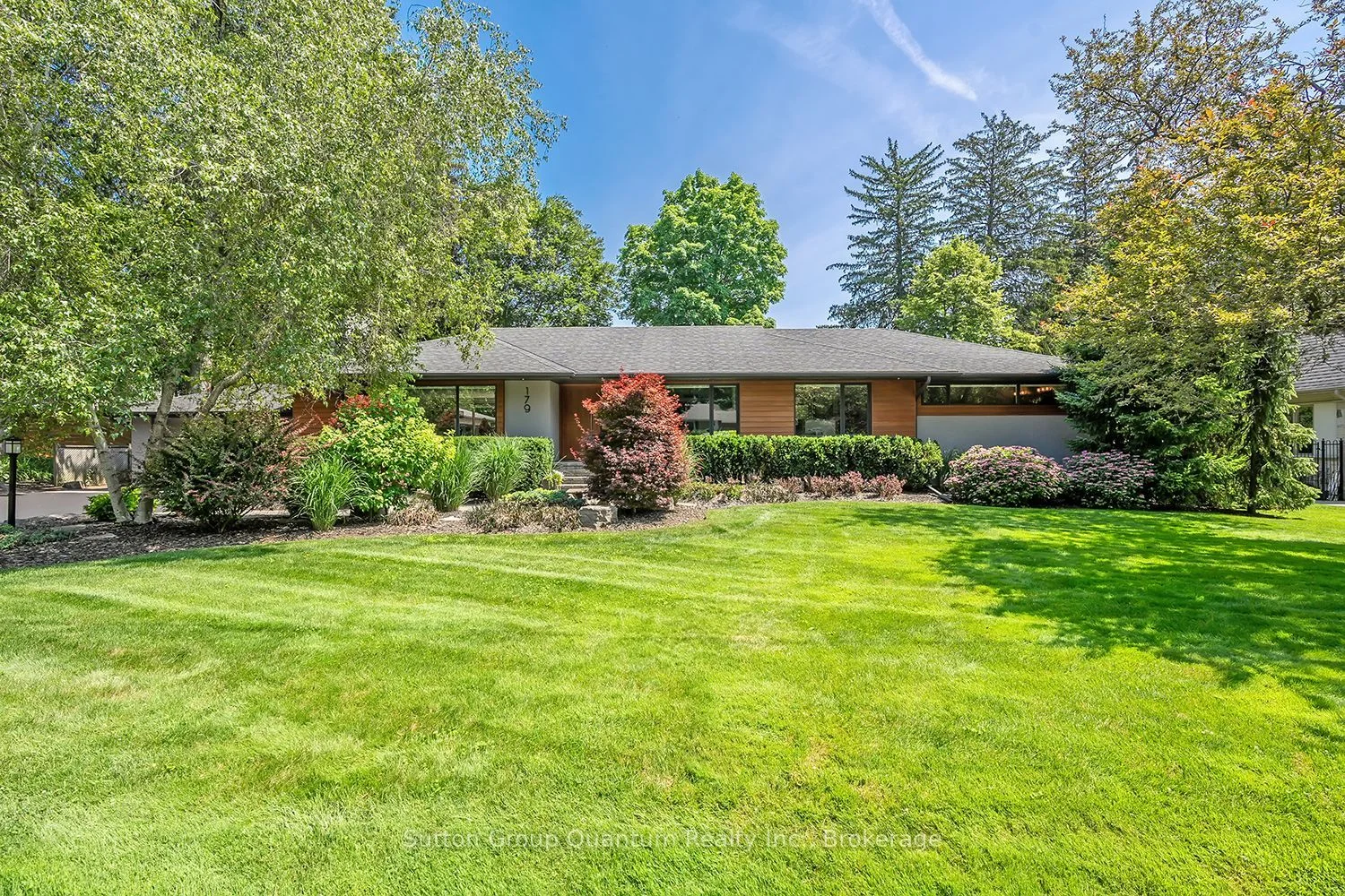179 Forestwood Drive, Oakville, ON L6J 4E5