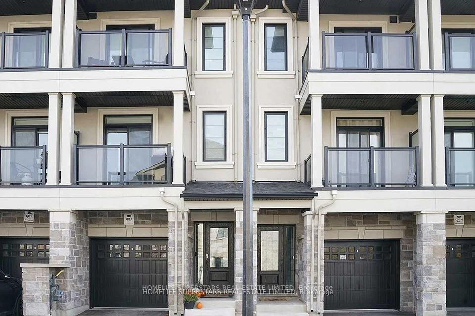 572 Rapids Lane, Mississauga, ON L5G 0A9