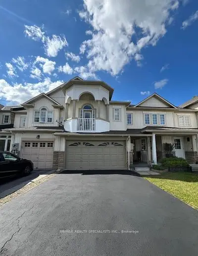 Att/Row/Townhouse in Mississauga