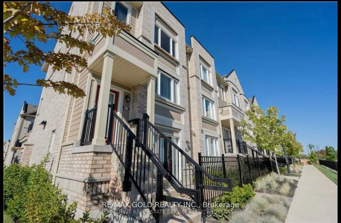 Condo Townhouse in Brampton