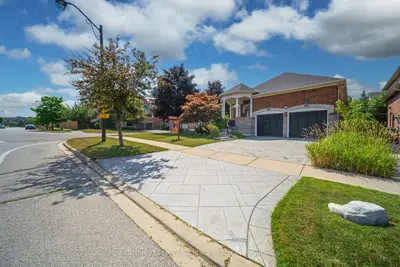 Detached in Mississauga
