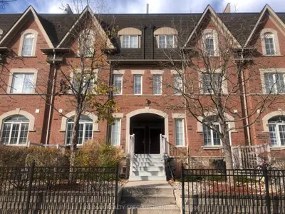 Condo Townhouse in Mississauga