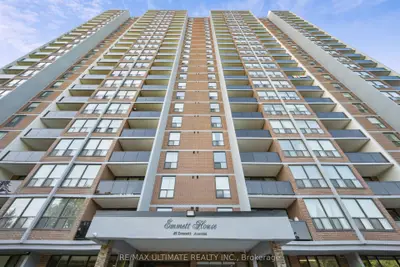 Condo Apartment in Toronto