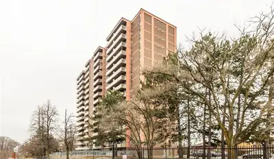 Co-Ownership Apartment in Toronto