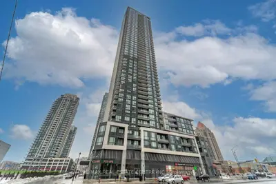 Condo Apartment in Mississauga