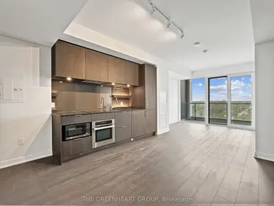 Condo Apartment in Mississauga