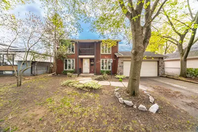 Detached in Oakville