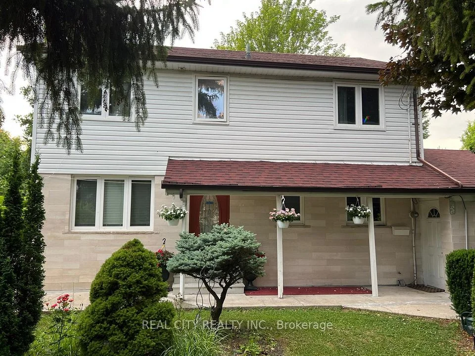 2451 Loanne Drive, Mississauga, ON L5K 1P1