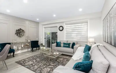 Condo Townhouse in Mississauga