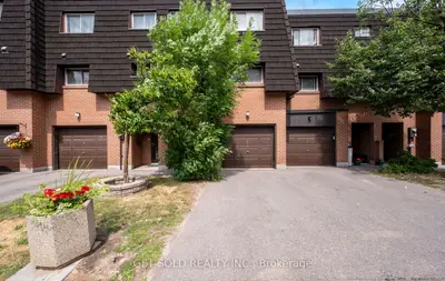 Condo Townhouse in Brampton