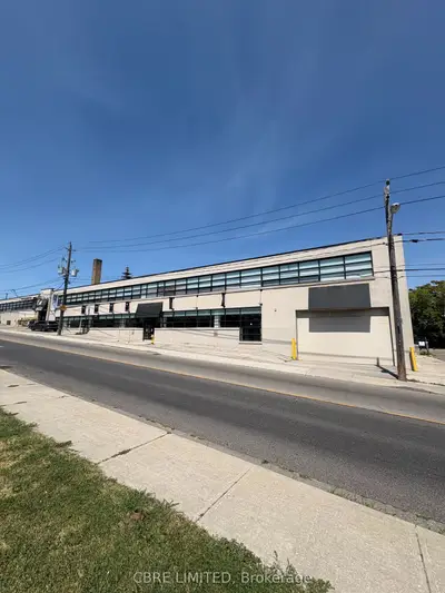 1200 Castlefield Avenue GF, Toronto W04, ON M6B 1G2