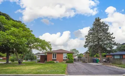 Detached in Brampton