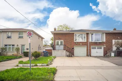 Semi-Detached in Brampton
