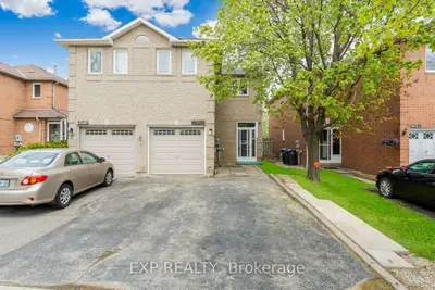 Semi-Detached in Mississauga