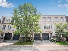 103 Brant Street 4, Oakville, ON L6L 1H4