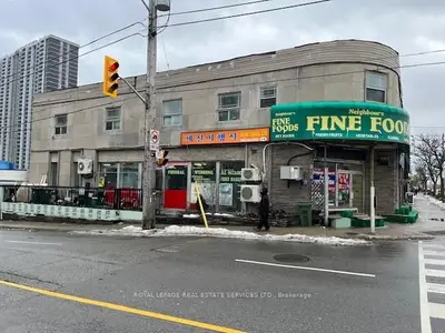 Store W Apt/Office in Toronto