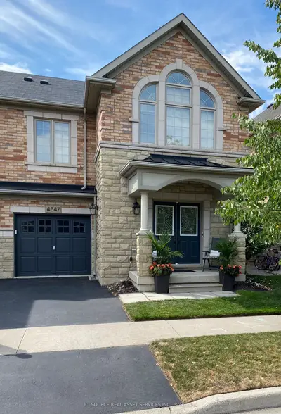 Semi-Detached in Burlington