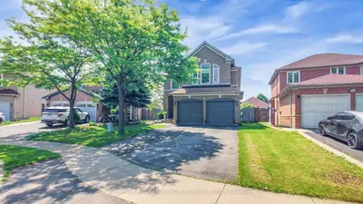 Detached in Brampton