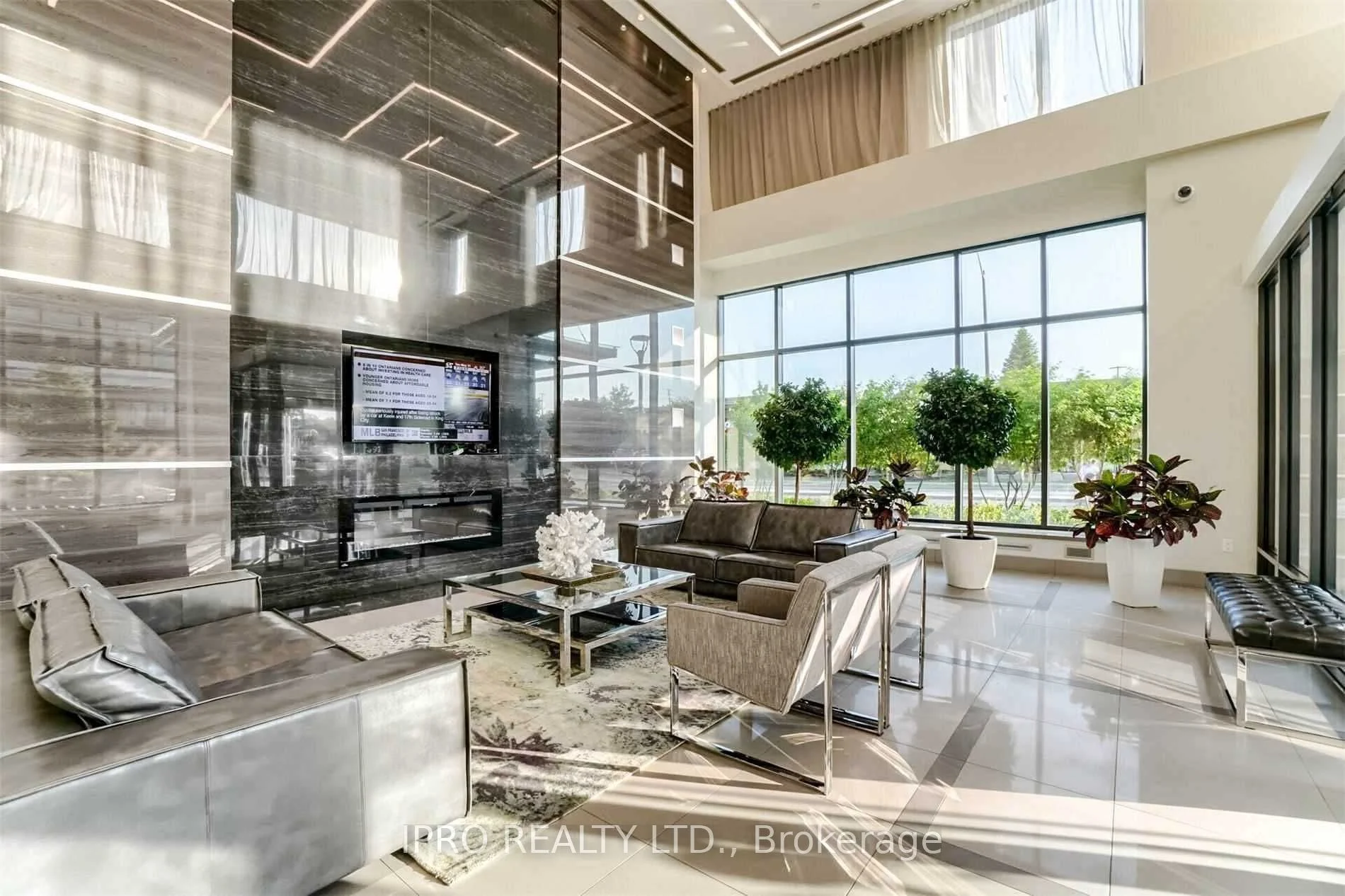 3975 Grand Park Drive 1903, Mississauga, ON L5B 4M6