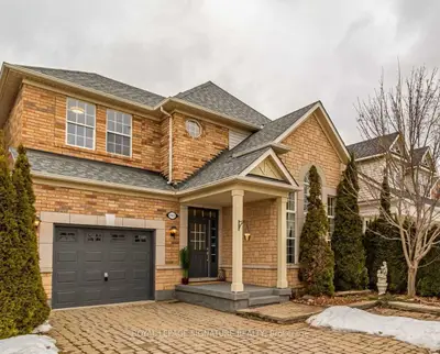 Detached in Oakville