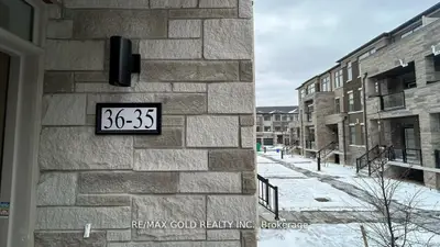 Condo Townhouse in Brampton