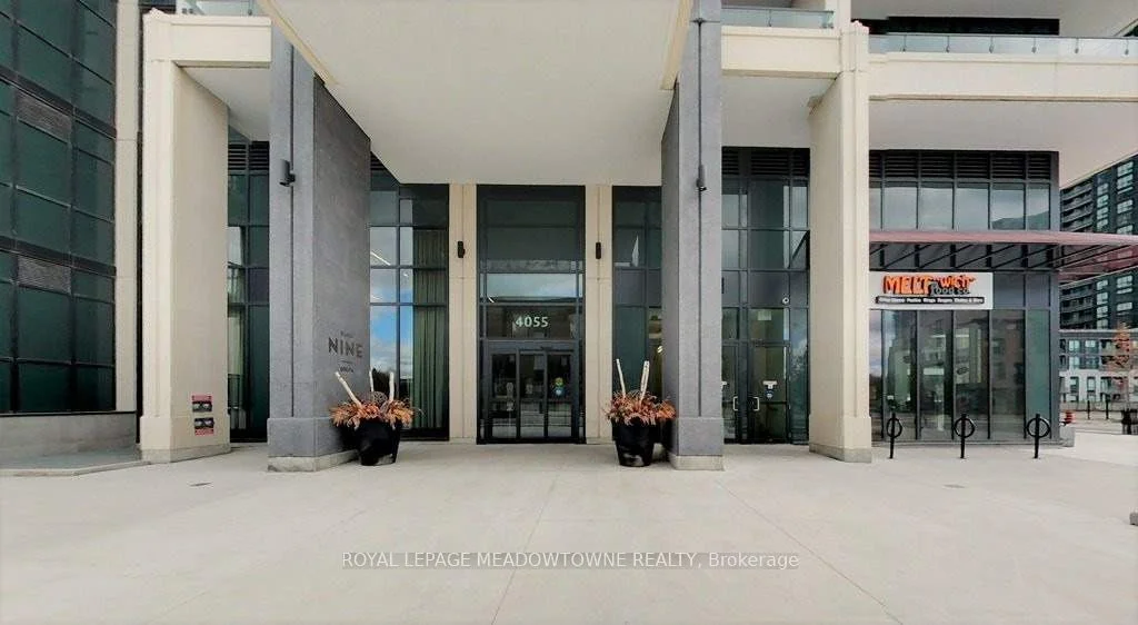 4055 Parkside Village Drive 2411, Mississauga, On L5b 0k8