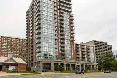 Condo Apartment in Burlington