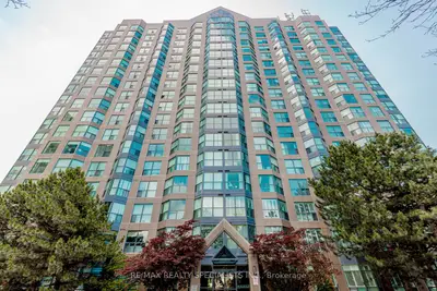 Condo Apartment in Mississauga