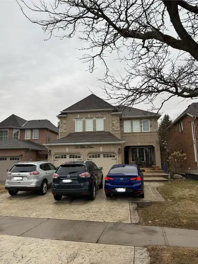 Detached in Halton Hills