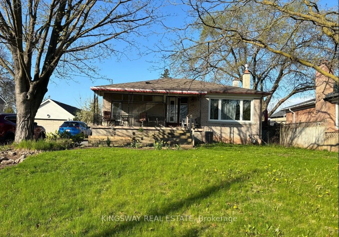 1483 Mansfield Drive, Oakville, On L6h 1k5