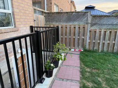 Semi-Detached in Mississauga