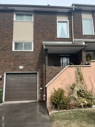 Condo Townhouse in Toronto