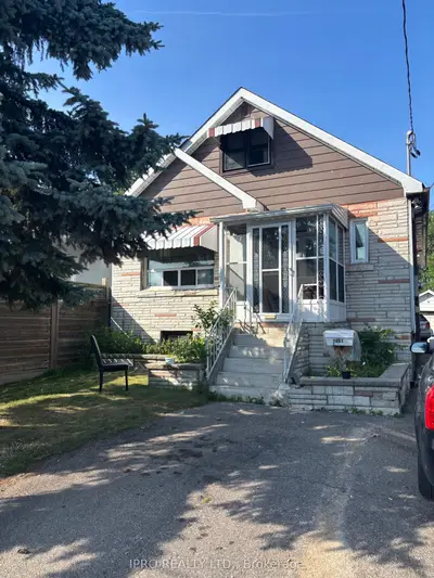 Detached in Mississauga