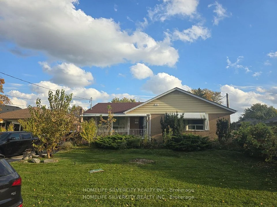 23 Maldaver Avenue Bsmt, Mississauga, On L5m 1w4