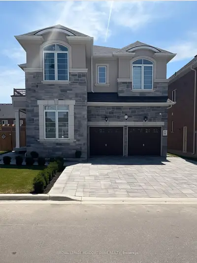 Detached in Brampton
