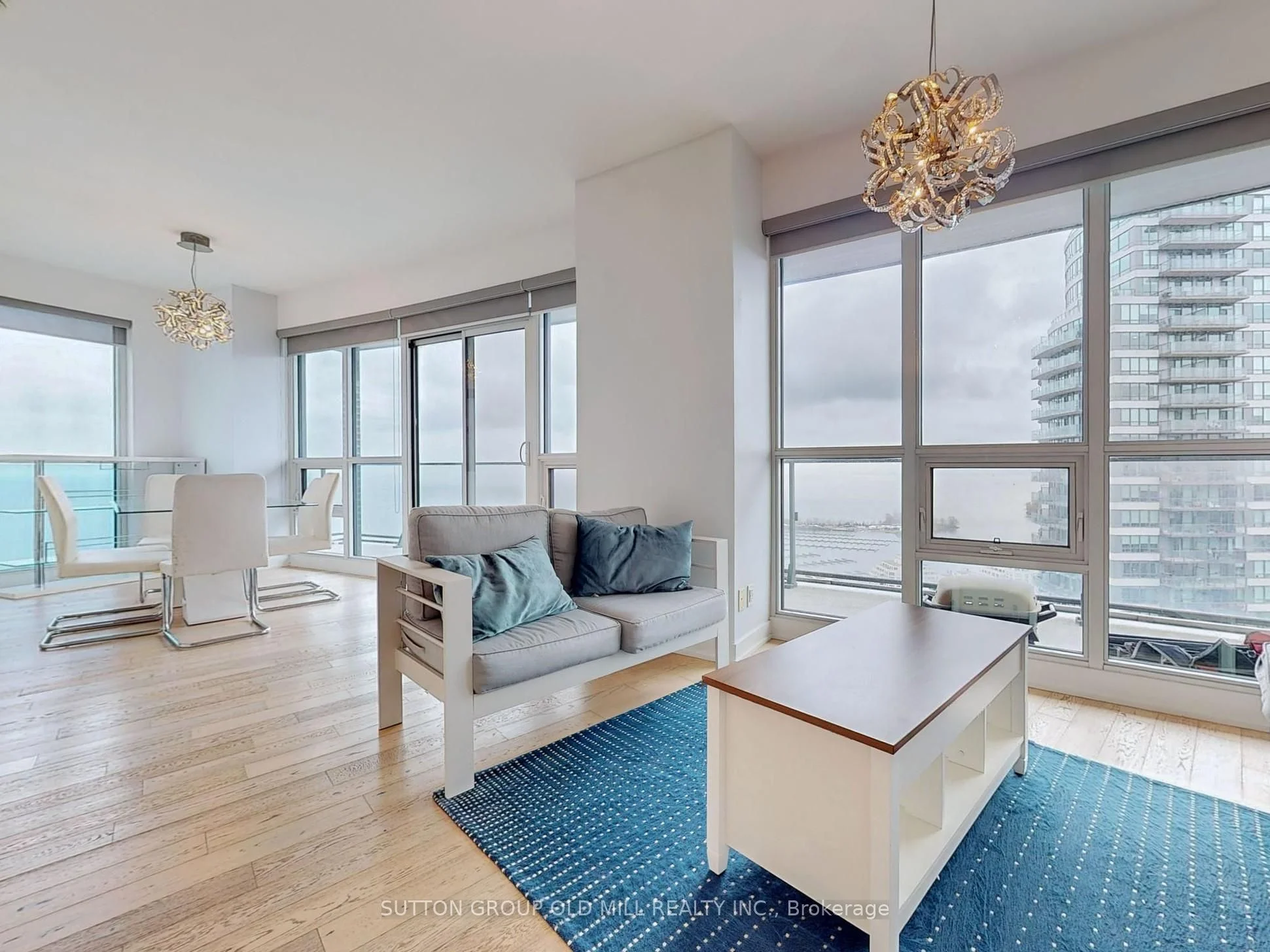 2212 Lake Shore Boulevard W 3803, Toronto W06, ON M8V 0C2